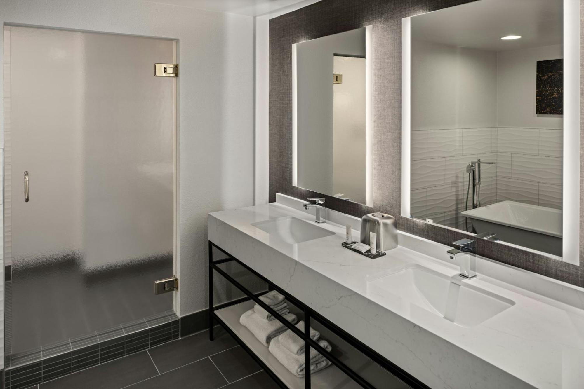 Marriott Bloomington Normal Hotel And Conference Center Dış mekan fotoğraf