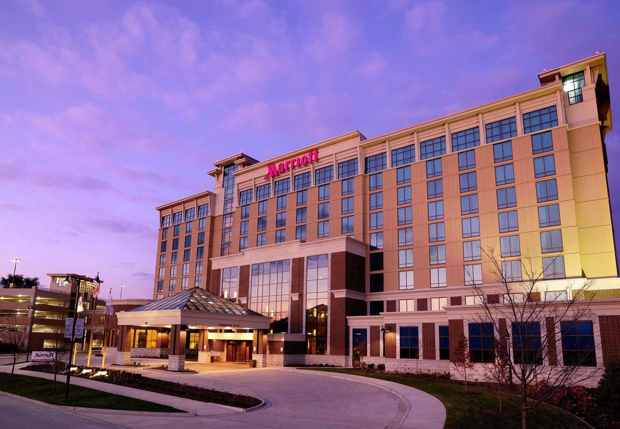 Marriott Bloomington Normal Hotel And Conference Center Dış mekan fotoğraf